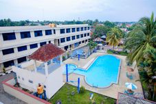 Swimming Pool Hotel Hakmaz Taba Lubuklinggau