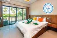 Bedroom Happy Eight Resort Phuket (SHA)