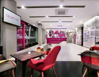 Lobi 2 favehotel Margonda - Depok