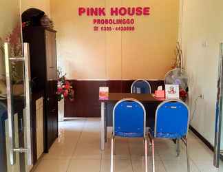 Lobby 2 PINK HOUSE Probolinggo