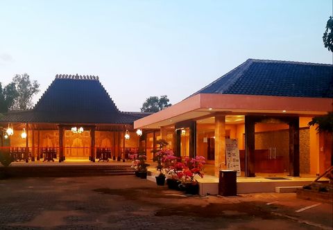 Bangunan Dynar Hotel