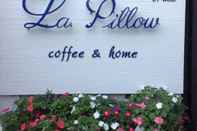 ภายนอกอาคาร La Pillow