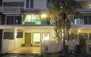 Luar Bangunan 2 Modern & Luxury 7-Bedrooms Holiday Home (iB1)