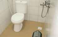 Toilet Kamar 7 Sariqu House