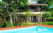 Swimming Pool 3 Tamarina Resort