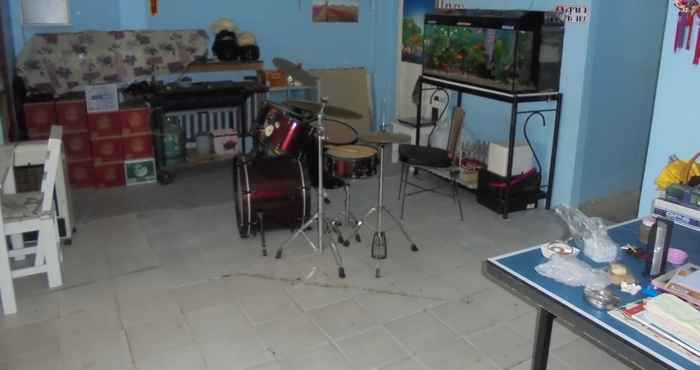 Entertainment Facility Dee Dee Homestay & Guesthouse