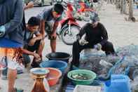 Common Space Sea Sand Trees Bangsaen