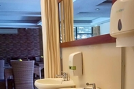 Toilet Kamar Maranatha Grand Hotel Yogyakarta