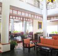 Lobby 5 Bangsaen Resort Hotel