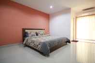 Kamar Tidur The Four Lights Apartment