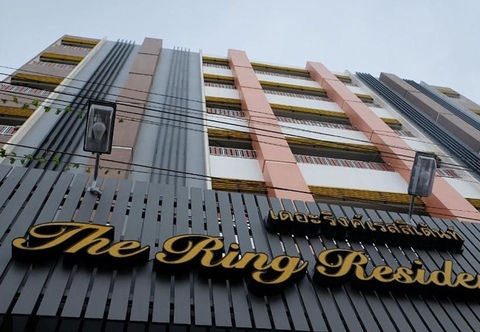 Bangunan The Ring Residence