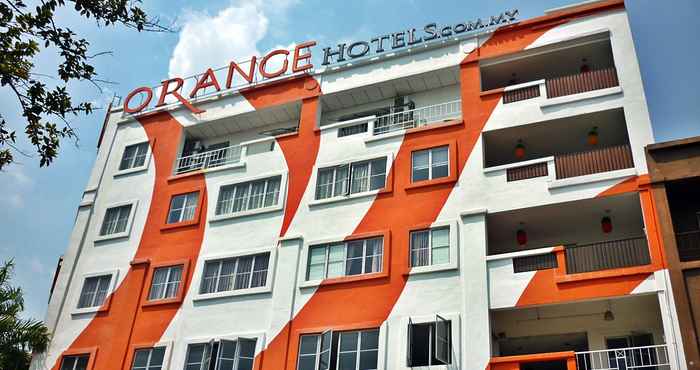 Bangunan Orange Hotel Kota Kemuning