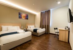Bedroom 3 Orange Hotel Kota Kemuning