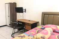 Kamar Tidur Blue Guest House Syariah