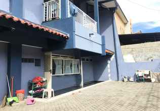 ภายนอกอาคาร 4 Blue Guest House Syariah