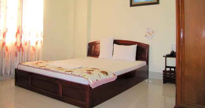 Bedroom Thinh Khang Hotel