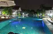 Kolam Renang 3 Two Fifty Nine Resort