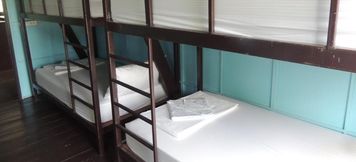 Bedroom 3 Highway Inn - Dormitory