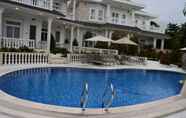 Swimming Pool 3 Godiva Phu Quoc Hotel