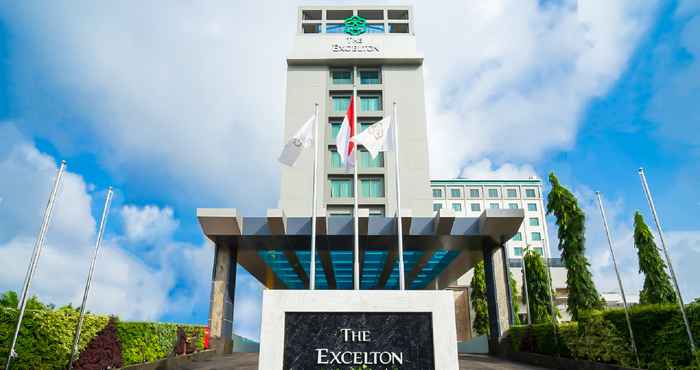 Luar Bangunan The Excelton Hotel