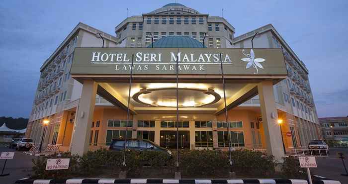 Luar Bangunan Hotel Seri Malaysia Lawas