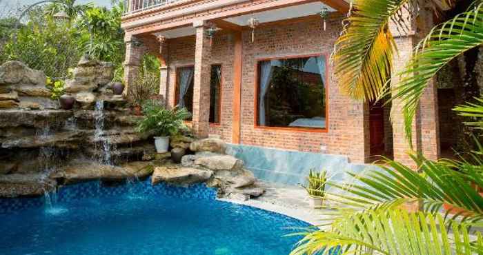 Swimming Pool Ninh Binh Mountain View Homestay