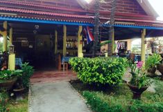 ภายนอกอาคาร 4 Tip Top Resort & Restaurant