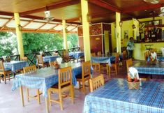 ร้านอาหาร 5 Tip Top Resort & Restaurant