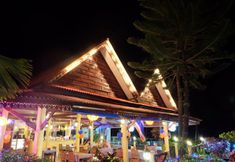 ภายนอกอาคาร 2 Tip Top Resort & Restaurant