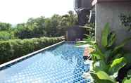 Kolam Renang 2 HYDE 198 Home Resort