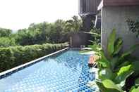 Kolam Renang HYDE 198 Home Resort