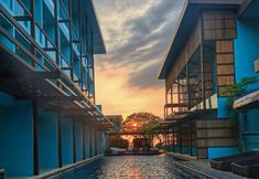สระว่ายน้ำ 3 Beach Walk Boutique Resort