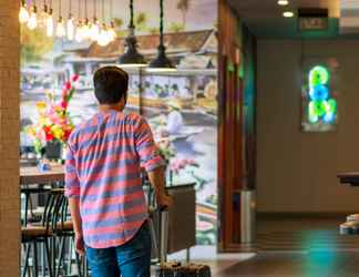 Lobby 2 POP! Hotel Banjarmasin