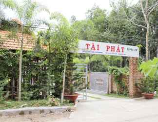 Bên ngoài 2 Tai Phat Bungalow