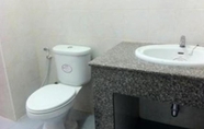 Toilet Kamar 7 Thong Mansion