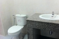 Toilet Kamar Thong Mansion