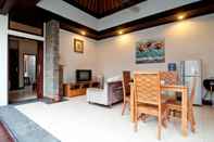 Lobby Relaxing Villa Matahari