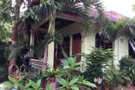 Exterior Garden Bungalows