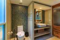 In-room Bathroom Khaolak Forest Resort