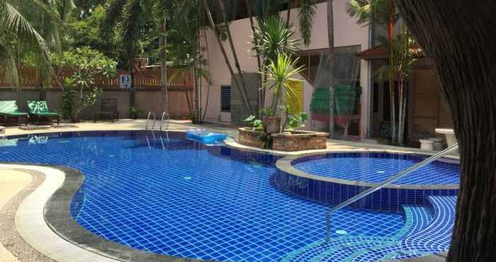 Swimming Pool Khaolak Grand City