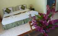Kamar Tidur 5 Ladda Resort