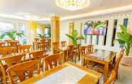 Restoran 5 Quang Anh Hotel
