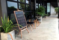 로비 2 Thonglor Boutique & Spa