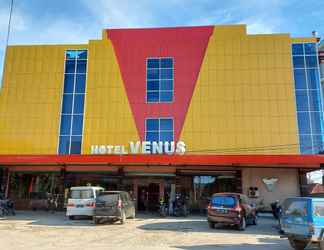 Bên ngoài 2 Hotel Venus Kendari