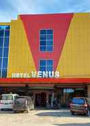 EXTERIOR_BUILDING Hotel Venus Kendari