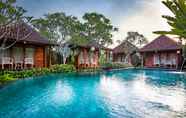 สระว่ายน้ำ 3 Yana Villas Kemenuh by Pramana Villas