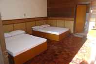 Bedroom Subli Subli Beach Resort