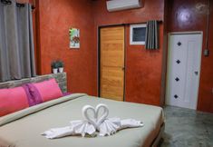 침실 3 The Gallery Guest House