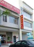 EXTERIOR_BUILDING Corridor Hotel Gambang