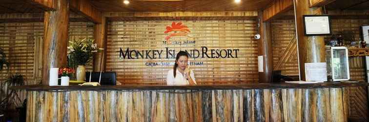 Sảnh chờ Monkey Island Resort